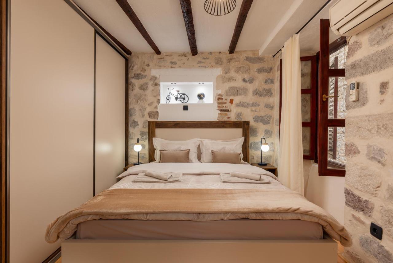 Quince&Sparkle Apartments Old Town Kotor Extérieur photo