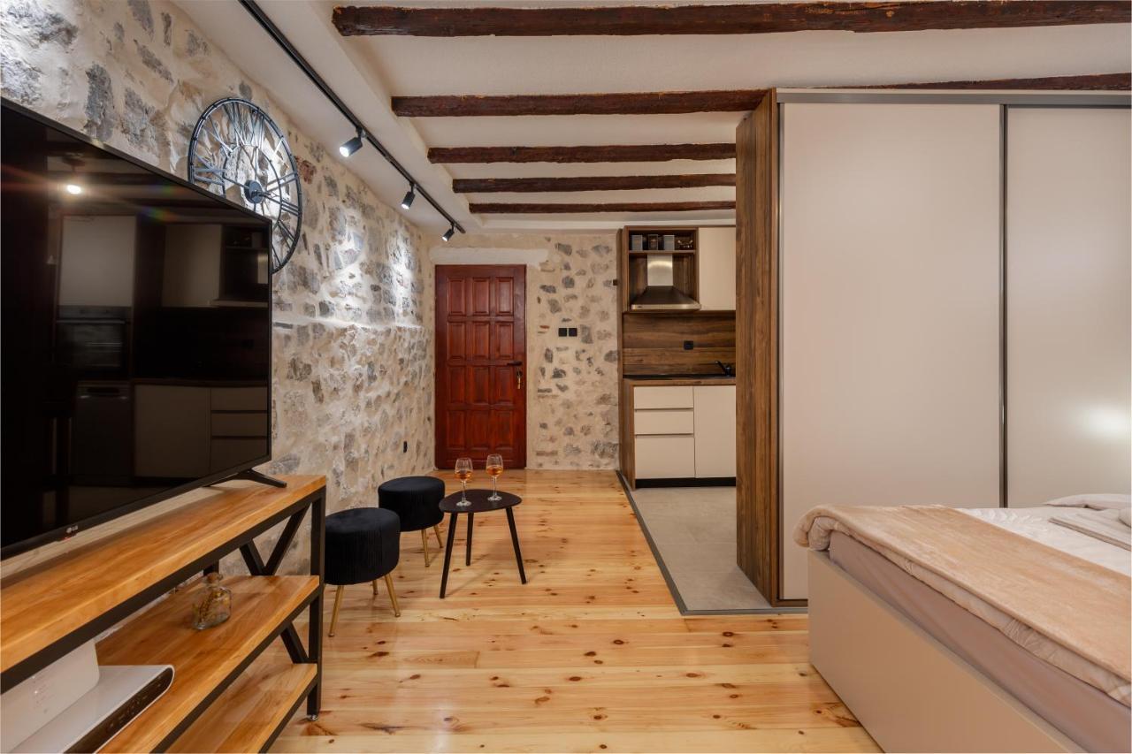 Quince&Sparkle Apartments Old Town Kotor Extérieur photo